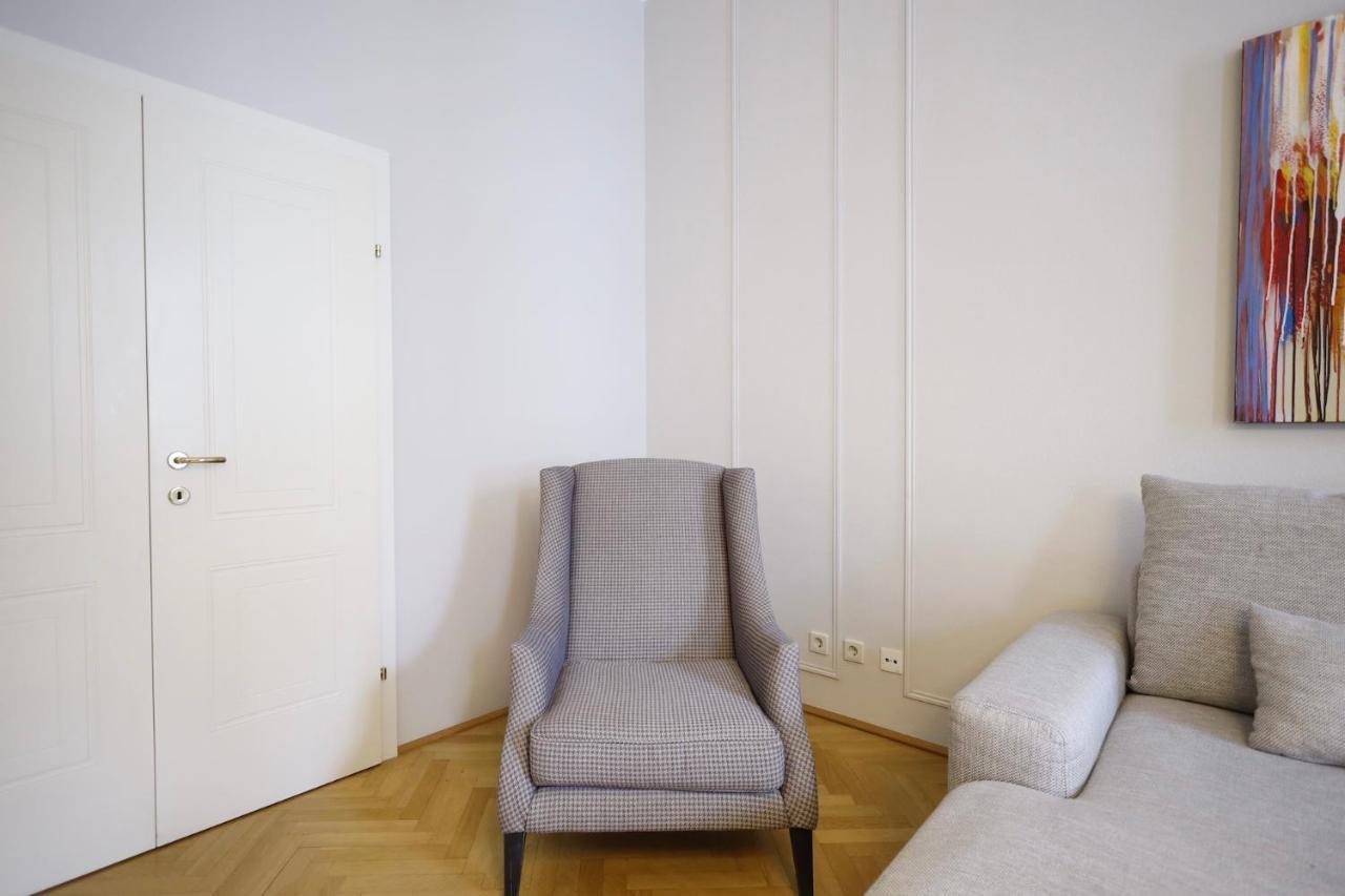 Heymi Apartments Karlsplatz 비엔나 외부 사진